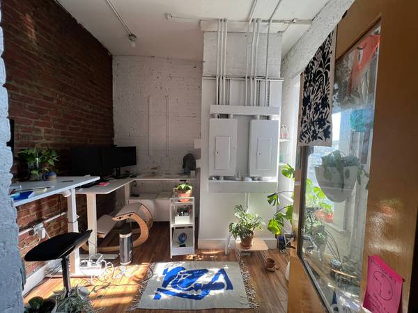 $1,655 NEW PRICE 1 Unit 2 Rooms Art / Office Space (252J #335) (Greenpoint)63930273011714124
