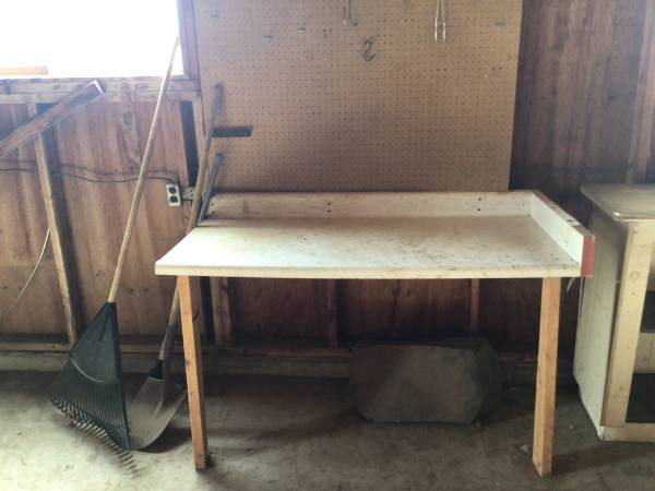 Free work bench 1