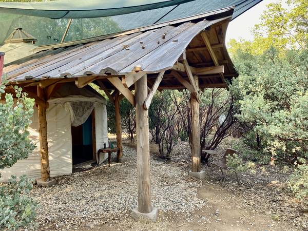 $850 / 1br - Small yurt in community (Nevada City)63952109770243120