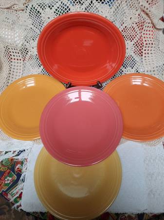 Fiesta dinner plates - $55 (Wenatchee)62960127763585121