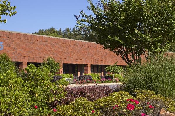 $1,304 / 474 pies cuadrados - Espacio flexible disponible en Curie Drive Business Park (Alpharetta)63735840048897120