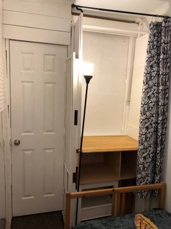 $650 $650 Habitación en Piso Superior (ingleside / SFSU / CCSF)63834314708483123
