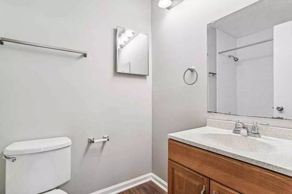 $1,155 / 1br - 705ft2 - Snuggle up with FIDO in our charming 1 bd, 1 ba! We're pet-friendly! (Charlotte)63925334816259122