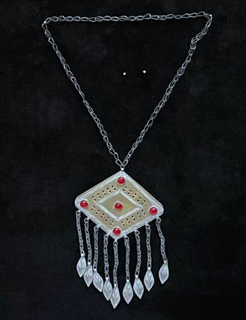 VINTAGE BEDOUIN NOMAD TRIBE METAL PENDANT DECORATED WITH STONES - $50 (Upper East Side)63471377983873120