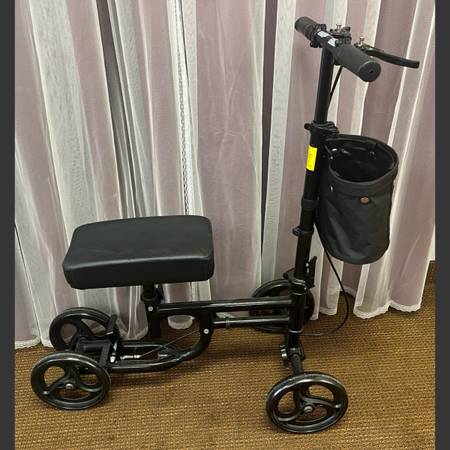 Elenker Knee Scooter. Steerable Folding Knee Walker for Leg Recovery. Includes s 1
