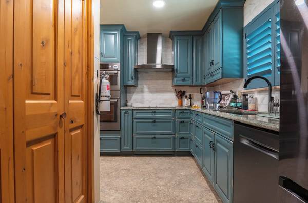 $300 / 3br - 1374ft2 - Elegante casa acogedora de 3 habitaciones (2074 Camino Lado, Santa Fe)63659901006339124