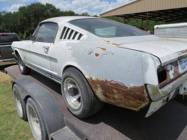 1965 Mustang Fastback 289 V8 automático - LEA EL ANUNCIO - $16.500 (noreste de Texas)63489256204931123