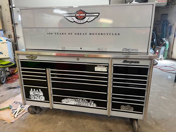 SNAP ON TRIPLE BANK HARLEY TOOL BOX HUTCH AND STAINLESS 1