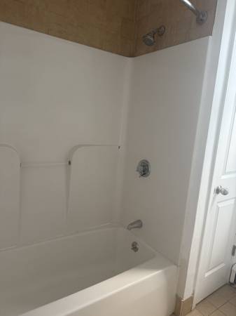 $2,500 / 2br - 9999ft2 - REVERE / BOSTON NEWLY RENOVATED 2 BEDROOM UNIT- PARKING SPOT INCLUDED!63828338098051122