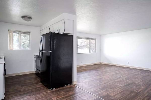 $1,660 / 2br - 810ft2 - Pets are welcome! 2 bd / 1 ba. Call for a tour! (Springfield - North Springfield)63373572990595123