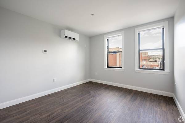 $1,100 / 650ft2 - New Studio, One and Two bedroom apartments- Upper South Providence (Providence)64002829137665122