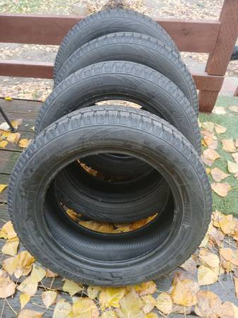 4 TOYO Studless Snow Tires 185/60R15 - $60 obo 1