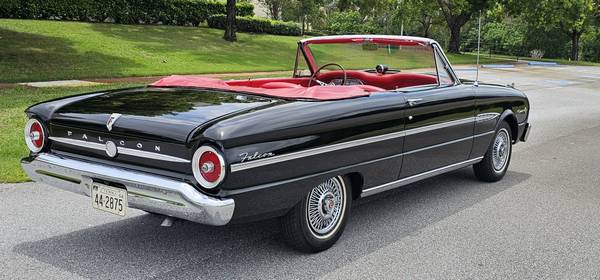 1963 Ford Falcon Sprint V8 4-speed Convertible - $36,500 (Hudson)63443101426947124
