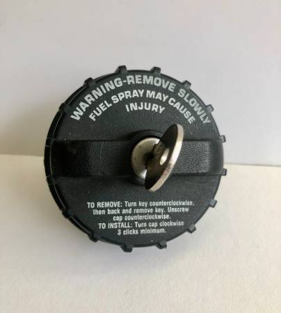 Locking Gas Cap 1