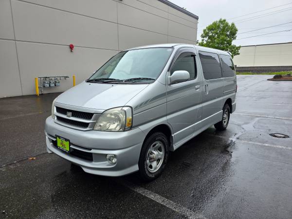 2000 Toyota HiAce Touring 4WD JDM RHD - $15,780 (Auburn)63623042704129122
