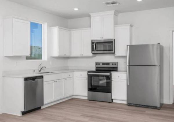 $2,235 / 3br - 1122ft2 - Time is running out - Hurry in before his 3br is GONE! (Sacramento)64043496161539122