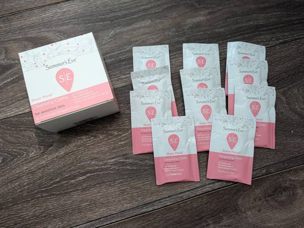 Summer's Eve Cleansing Cloths 1