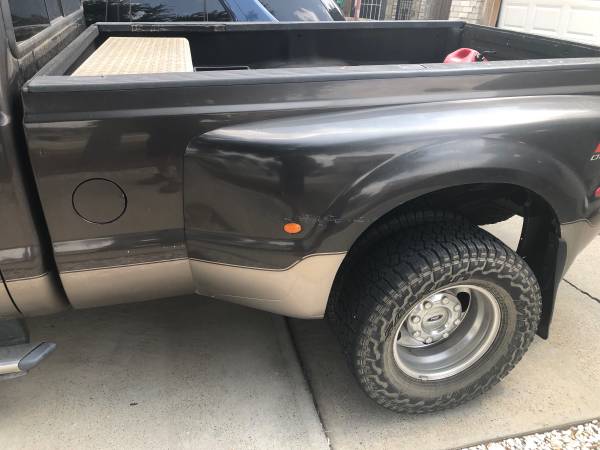 06 F350 dually 4x4 diésel - $10,000 (Laredo)63469733829763121