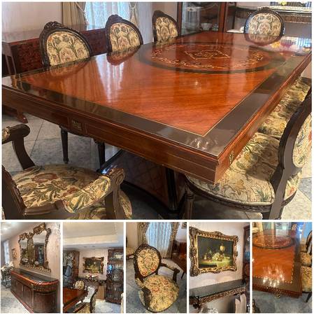 Complete impressive traditional dining room set with so many pieces 1