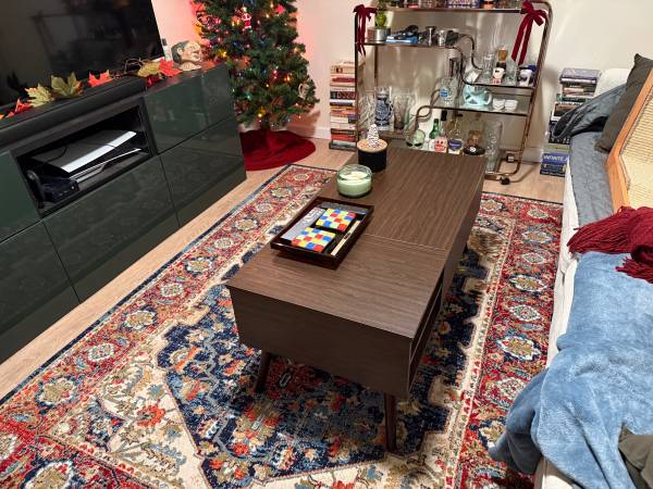 faux wood coffee table 1