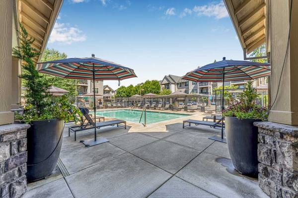 $1,416 / 1br - 706ft2 - Ubicado en Hillsboro, electrodomésticos de acero inoxidable, 1/hab (1099 NW Ordonez Pl, Hillsboro, OR)63672530544387124