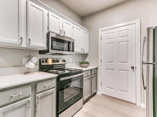 $1,119 / 1br - 675ft2 - Private Patio/Balcony, Alarm System Available63981972711426121