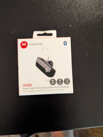 Motorola Bluetooth headset 1