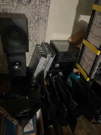 FREE ELECTRONICS RECYCLING & E-WASTE PICKUP 1