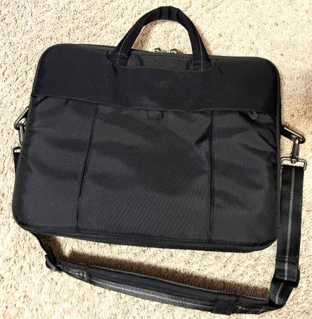 DELL Brand Deluxe 15 inch LAPTOP Carry Bag in LIKE NEW Condition 1