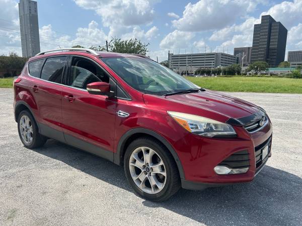 2015 Ford Escape Titanium 2.0 Great Condition - $4,600 (Galleria)63617036000129120