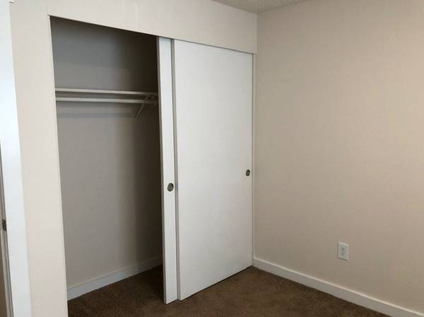 $1,687 / 1hab - 780ft2 - Área de juegos, Estufa eléctrica, Área para barbacoa / picnic (4807 200th St SW, Lynnwood, WA)63811610543491123