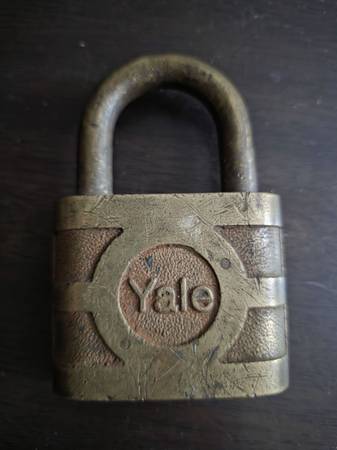 BRASS YALE LOCK 1