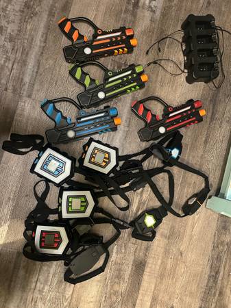 Squad hero laser tag set for 4 players 1