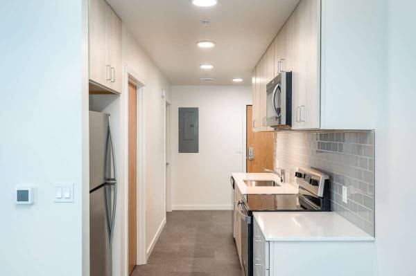 $1,954 / 1br - 726ft2 - We have what you need and more! Come see our fantastic views! (Eugene - Near the University of Oregon)63977275653379122