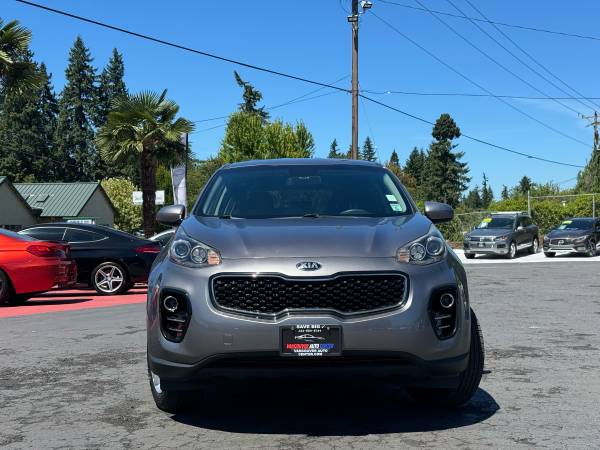 Confiado y elegante Kia Sportage 2017: ¡conducción suave y excelente relación calidad-precio! - $6.499 (Vancouver)63618487507203122