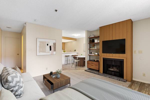 $1,995 AVAILABLE NOW IN A GREAT COMMUNITY! $0 APPLICATION FEE, APPLY TODAY! (Vista)63865932739331124