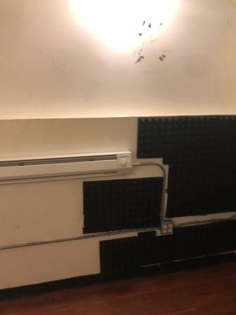 Espacio de ensayo musical / práctica de banda por 750/mes en Danbro Studios (East Williamsburg / West Bushwick)63661767251075123