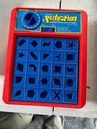 Perfection parts puzzle game 1