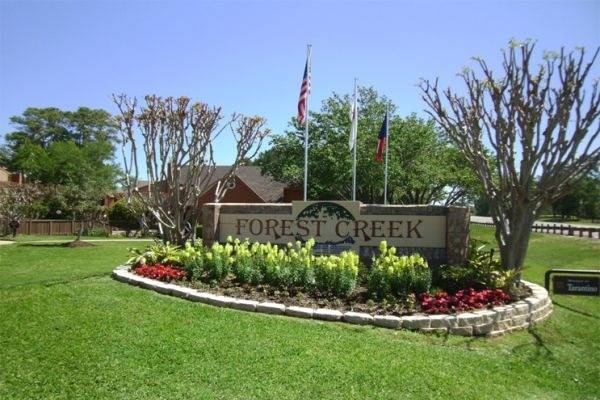 $1,140 / 2br - 816ft2 - 2/BD 1/BA, listo para cable/satélite, en Conroe TX (2200 Montgomery Park Blvd, Conroe, TX)63906680237698124