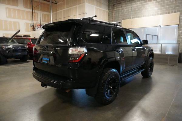 2020 *Toyota* *4Runner *TRD Off Road Premium 4WD* Midni - $31,991 (Stouffair Motors)63469776000641122