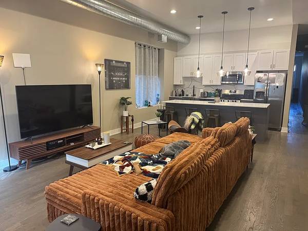 $3,040 / 3br - 1400ft2 - 3 bed/2 bathApartment for Rent (West Town/Ukranian Village (Chicago)63898858219779122