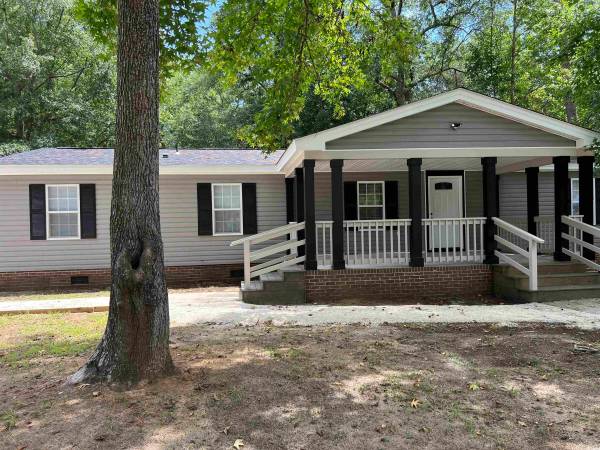 (425) Quiet Living -Beautiful Remodeled Home 1