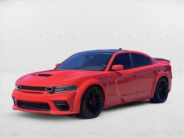 2016 Dodge Charger SRT Hellcat Sedán - $49,247 (Llame al *(661) 219-7405* para confirmar disponibilidad al instante)63436935580929128