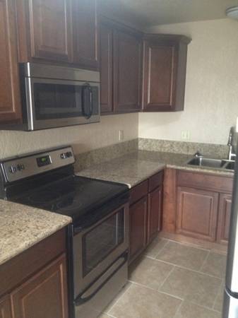 $1,995 / 1br - 700ft2 - La Mesa 1 Bedroom Remodeled Apt. Free Rent Offered OAC! (7350 La Mesita Pl., La Mesa)63865816567553121