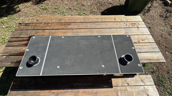 BillieBars Silverado flat tailgate cover 1