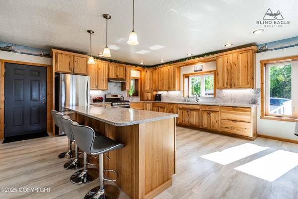 $2,299,000 / 8br - 5744ft2 - NEW LISTING! Unique Property. EXTREMELY PRIVATE & Secluded 200 Acres! (Wasilla)64004783984771122
