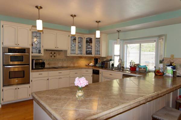 $649,000 / 3br - 3348ft2 - 8-Acre Retreat with Pool, Shop & Owned Solar! (Grass Valley)63952102856706121