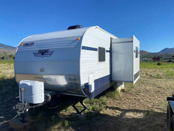 2018 Retro 26’ Trailer 1