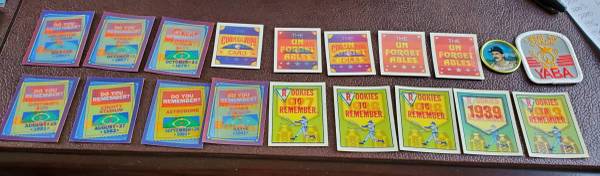 Mixed lot of mini baseball cards 1