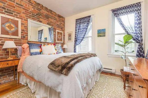 $600 / 1br - 400ft2 - Furnished  bright  ROOM in the heart of Beacon Hill (28 Hancock St, Boston)63810113561603120